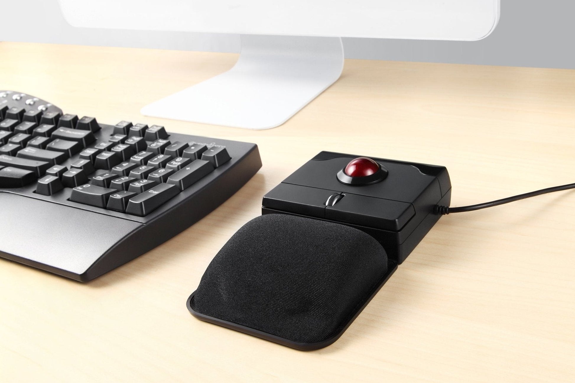 PERIPRO-506 - Wired Trackball Mouse plus Detachable Wrist Rest Pad 400 DPI - Perixx Europe